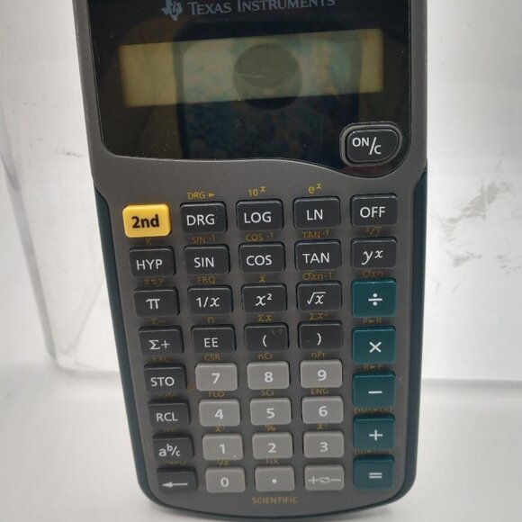 Vintage 2004 TEXAS Instruments Scientific Calculator TI-30Xa - Picture 2 of 9